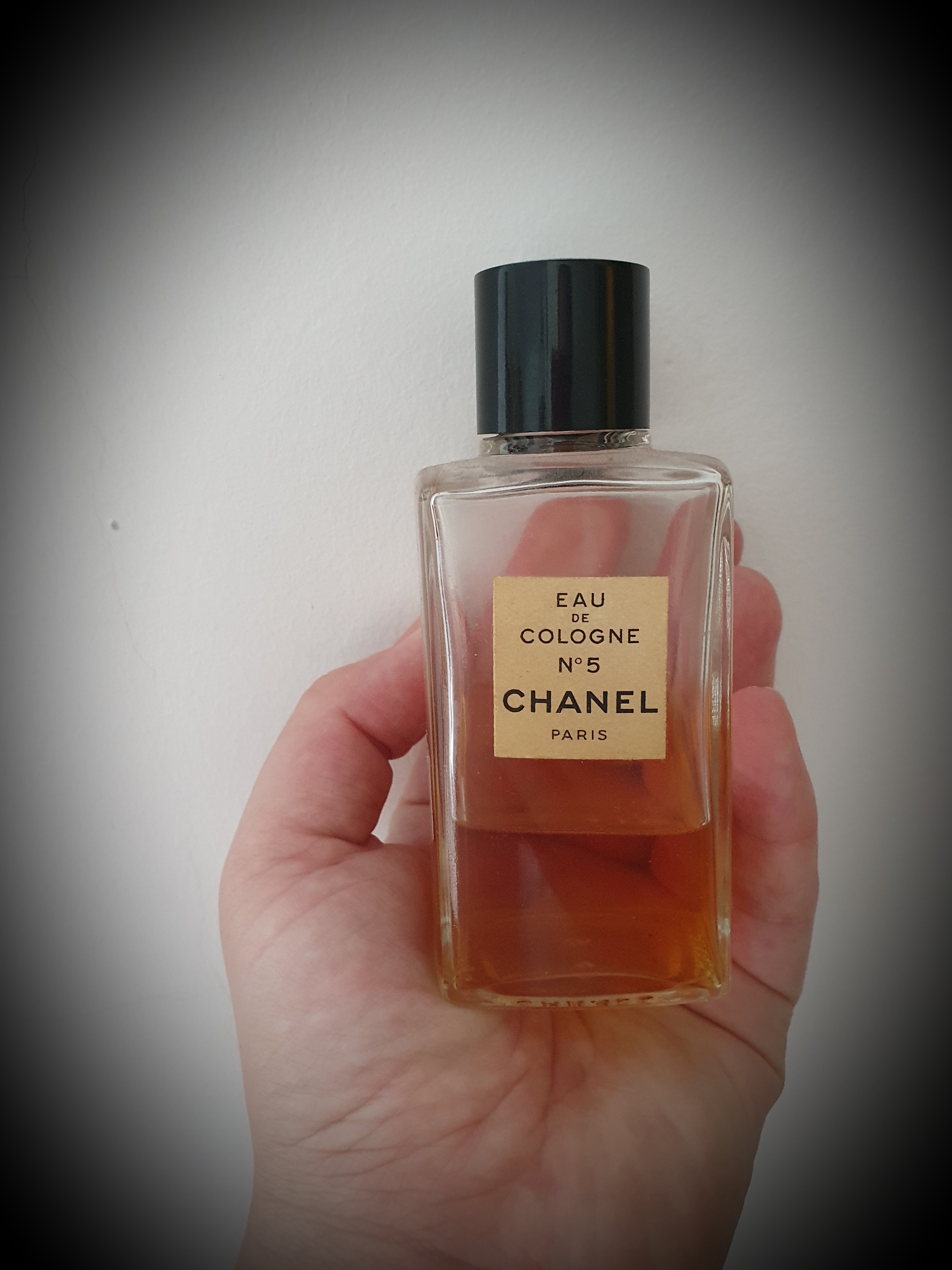 Perfume review  All I am - a redhead